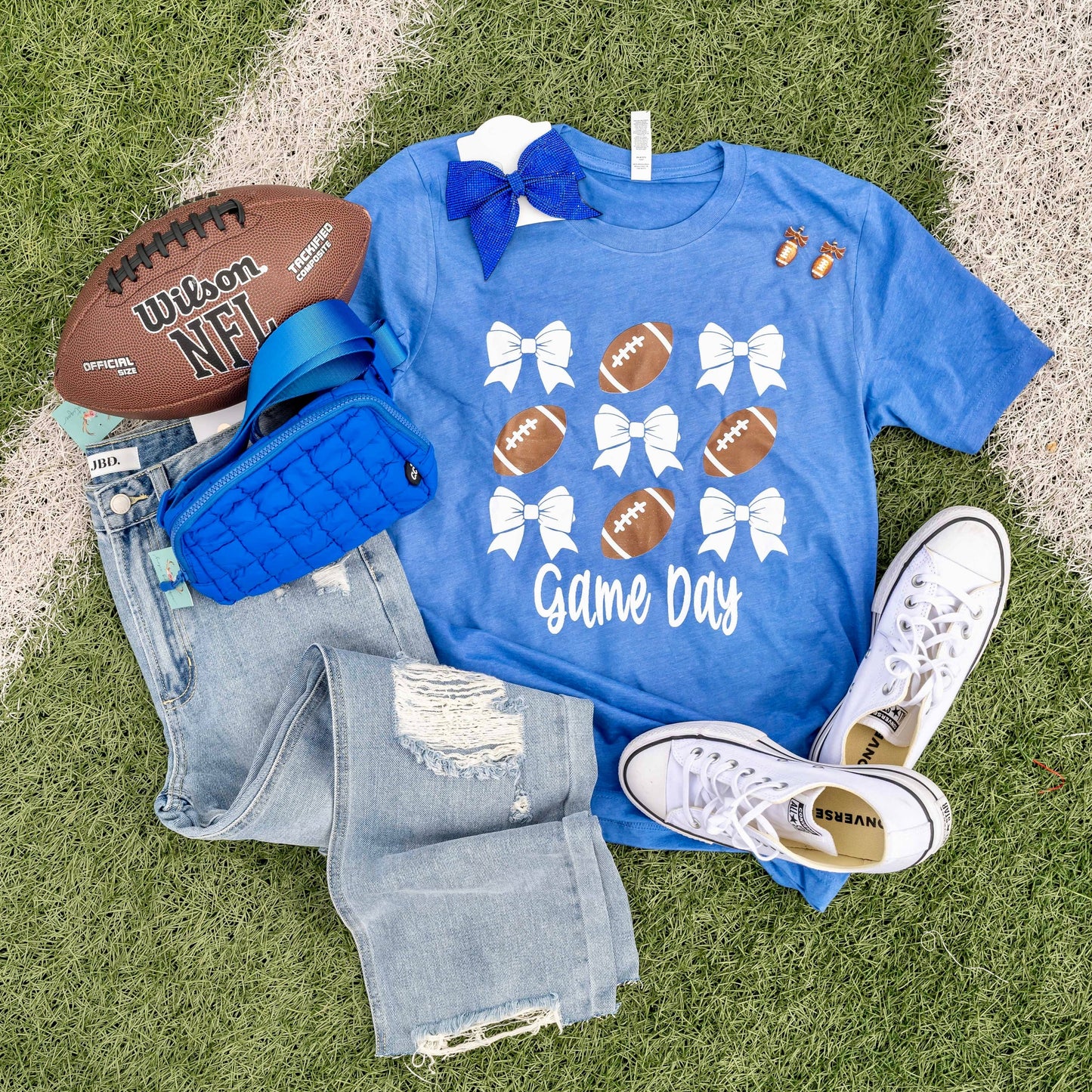 AS002B Bows and Footballs